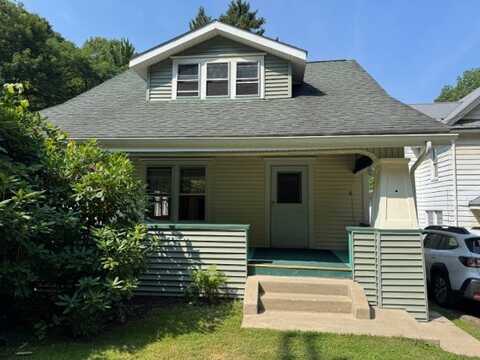 596 WILLIAMSON Road, Meadville, PA 16335