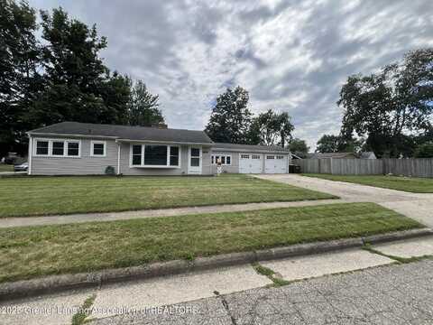 1062 W Colonial Park Drive, Grand Ledge, MI 48837