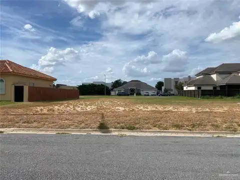 4608 Sweetwater Avenue, McAllen, TX 78503
