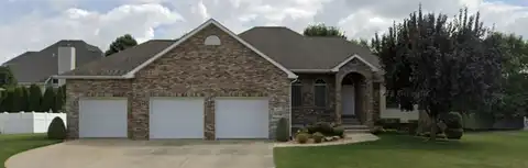 2802 Buckingham Drive, Valparaiso, IN 46385