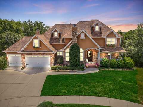709 Pennock Circle, Crown Point, IN 46307