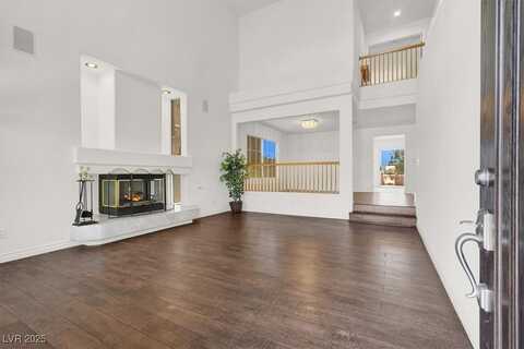 8633 Raindrop Canyon Avenue, Las Vegas, NV 89129