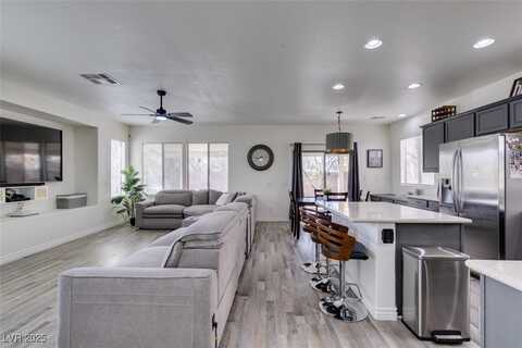 2929 Salado Creek Avenue, North Las Vegas, NV 89081