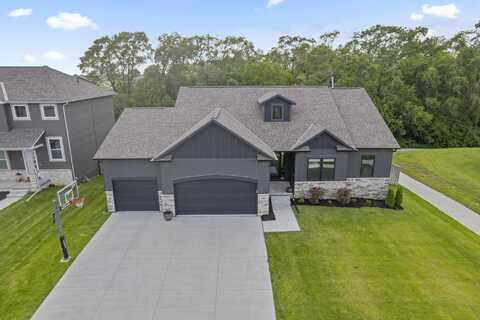 10302 S 207 Street, Gretna, NE 68028