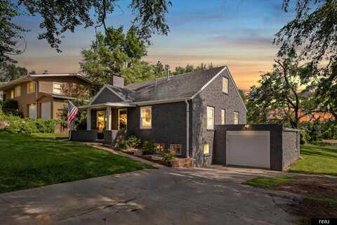 8141 Browne Street, Omaha, NE 68134