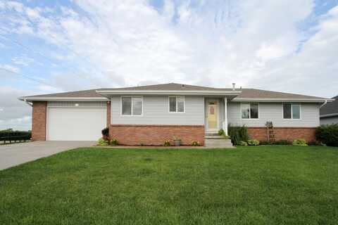 705 Larkspur Drive, Hickman, NE 68372