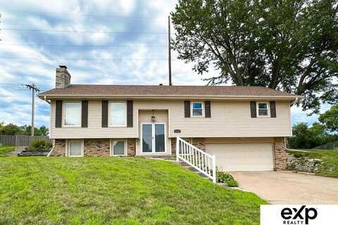 11337 Leavenworth Circle, Omaha, NE 68108