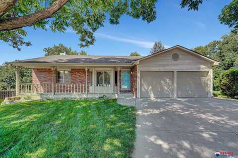 5410 Brandywine Circle, Lincoln, NE 68516
