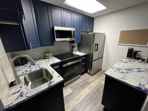 1540 N Cotner Boulevard, Lincoln, NE 68505