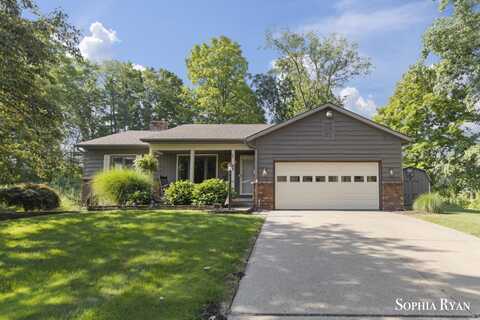 86 Carl Drive NE, Ada, MI 49301