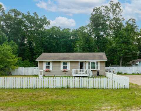 6584 Russell Road, Twin Lake, MI 49457