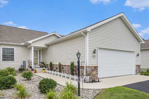 4035 Eastbridge Circle, Stockbridge, MI 49285