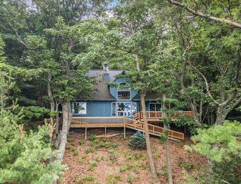 9367 N Lorraine Drive, Pentwater, MI 49449