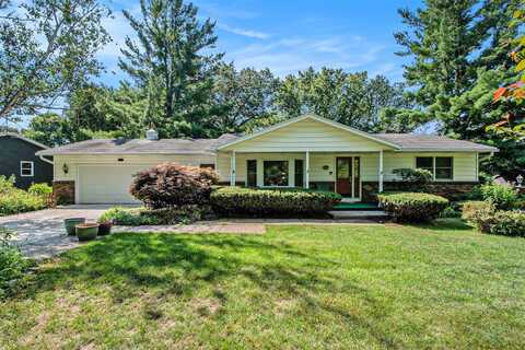 3368 Hidden Hills Avenue SE, Grand Rapids, MI 49546