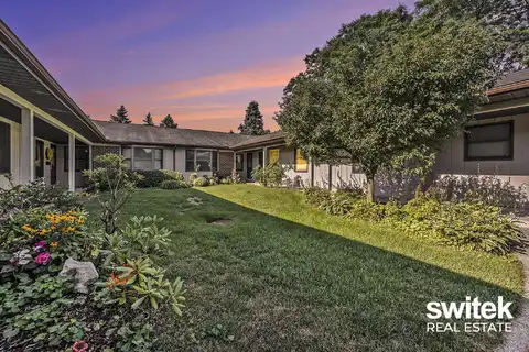 202 Bona Vista Drive NW, Grand Rapids, MI 49504