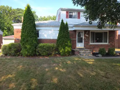 2480 LongMeadow Drive, Trenton, MI 48183