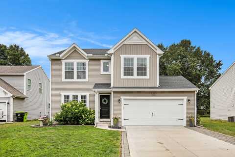 1007 Pinewood Drive, Greenville, MI 48838