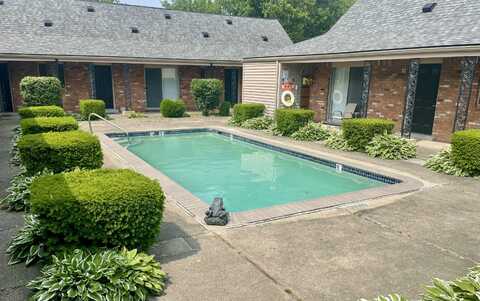 620 E Lincoln Avenue, Royal Oak, MI 48067