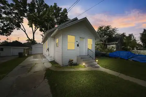 151 W Euclid Avenue, Jackson, MI 49203