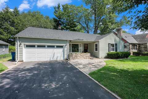 912 Dwillard Drive, Kalamazoo, MI 49048