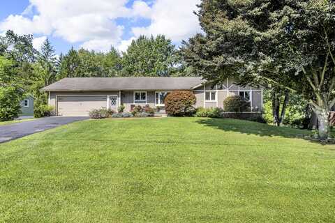 1952 Trinity Lane, Jackson, MI 49201