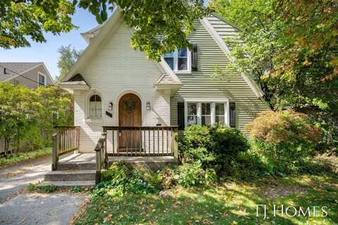 315 Lawndale Avenue NE, Grand Rapids, MI 49503