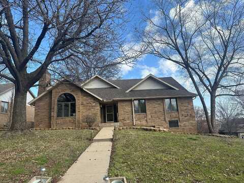 751 W Sherwood Drive, Springfield, MO 65810