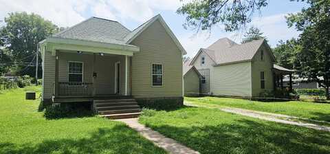 830 W Scott Street, Springfield, MO 65802