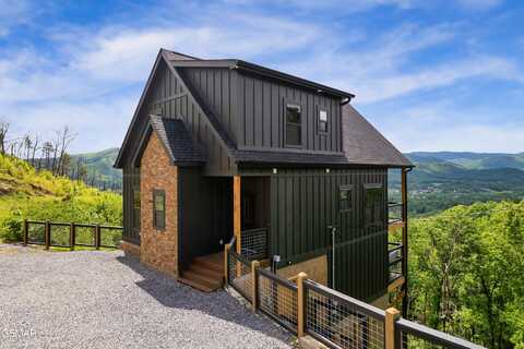 2715 Indigo Lane, Sevierville, TN 37862
