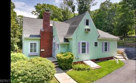 103 Woodside Ave, Newton, NJ 07860