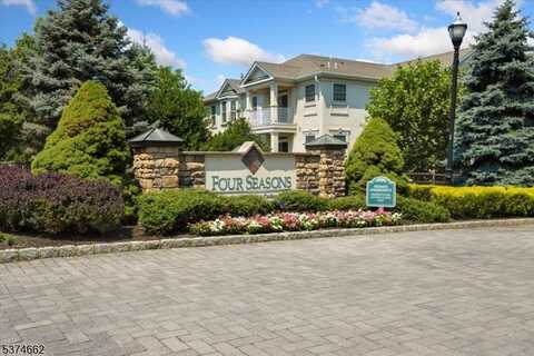 1112 Holly Ln, Cedar Grove, NJ 07009