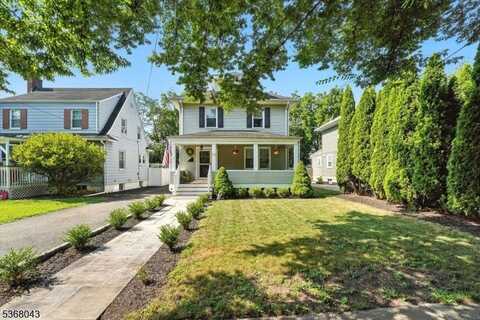 17 Dayton Rd, Plainsboro, NJ 07950