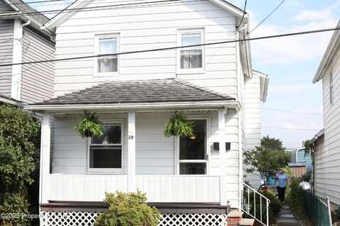 28 Moosic Street, Wyoming, PA 18644