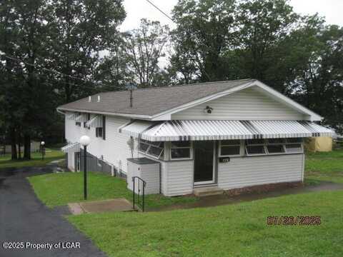 165 Iroquois Avenue, Beach Haven, PA 18702
