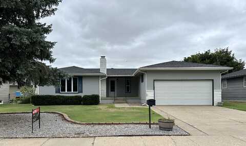 2309 Timber Dr, Hays, KS 67601