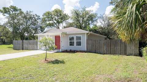 7102 Centerwood Avenue, Spring Hill, FL 34606