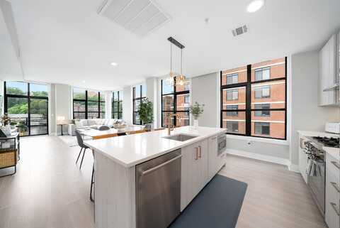 711 1ST ST, Hoboken, NJ 07030