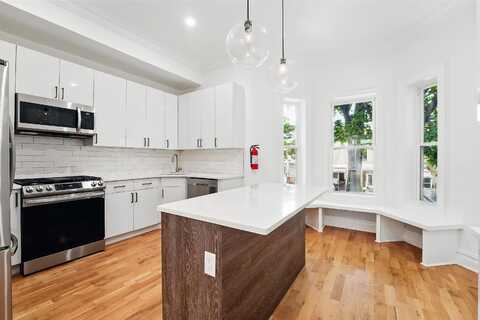 52 BRINKERHOFF ST, JC, West Bergen, NJ 07304