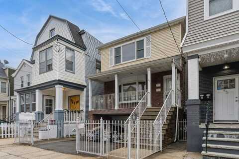 43 SHEFFIELD ST, Greenville, NJ 07305