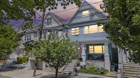 131 WEST 10TH ST, Bayonne, NJ 07002