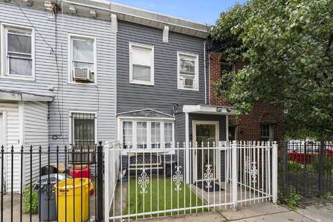 379 BRAMHALL AVE, JC, Bergen-Lafayett, NJ 07304