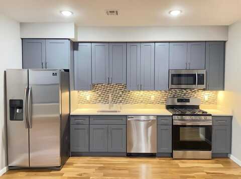 295 BROADWAY, Bayonne, NJ 07002