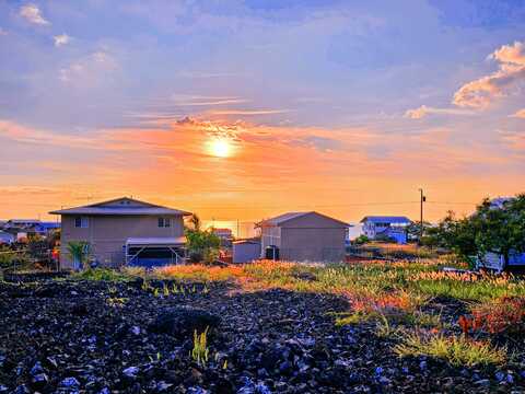 88-1571 EWALU AVE, Captain Cook, HI 96704