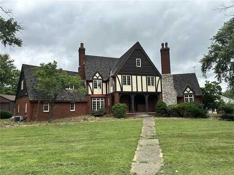 1005 E Normal Street, Kirksville, MO 63501