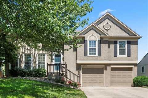 15868 W 157th Terrace, Olathe, KS 66062