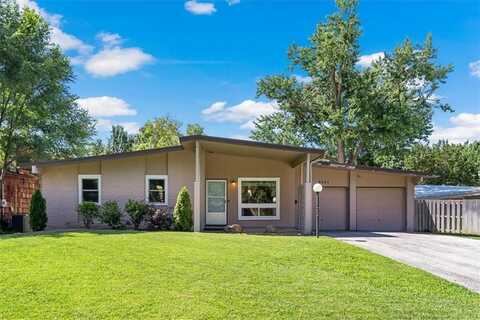 9001 W 93RD Terrace, Overland Park, KS 66212
