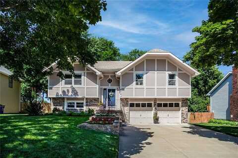 8212 TWILIGHT Lane, Lenexa, KS 66219