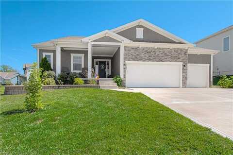 2108 NW Shamrock Avenue, Lees Summit, MO 64081