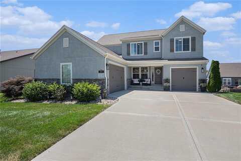 8630 N Farley Avenue, Kansas City, MO 64157