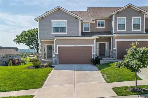 7321 Aaron Street, Parkville, MO 64152